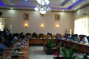 Terkait pembangunan masjid agung, pemangku adat akan demo Mitra Kerinci