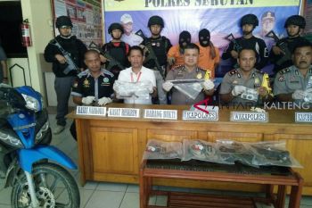 Polres Seruyan tangkap dua pelaku pembunuhan berencana