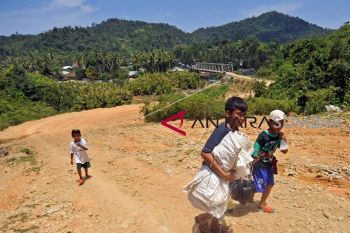 JALAN ALTERNATIF PADANG - PESSEL