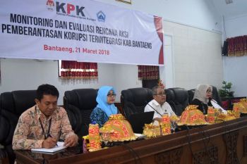 Pemkab Bantaeng terima tim supervisi KPK