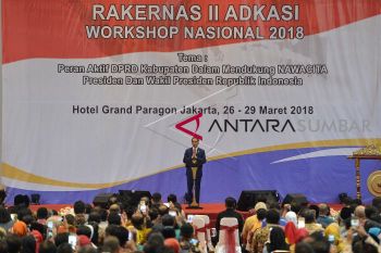 PRESIDEN MEMBUKA RAKERNAS II ADKASI