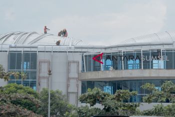 Pembangunan Sky Bridge Bandara SMB II