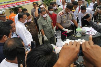 Polres Palu musnahkan 1Kg Narkoba