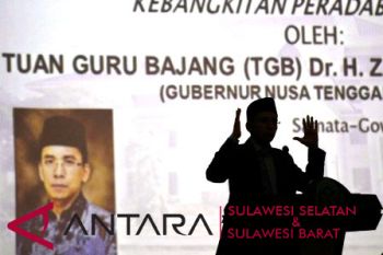 TGB disambut antusias ribuan mahasiswa UIN Makassar