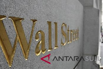 Wall Street Sedikit Melemah di Tengah Sejumlah Data Ekonomi