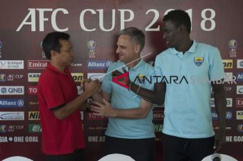 BALI UNITED AKAN HADAPI TANH HOA