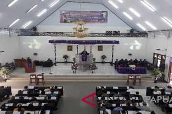 Seribuan jemaat GKI Jayapura rayakan ibadah Paskah