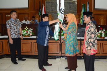 Plt Bupati lepas kontingen MTQ Sinjai ke Malili