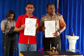 Polres Jayapura Kota gandeng Telkomsel garap SMS kamtibmas