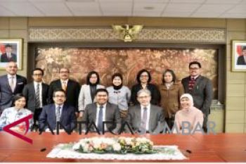 Peneliti asal Indonesia Arief Wibowo terima penghargaan dari pemerintah Belgia