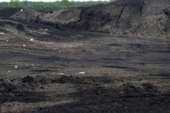 Warga Lampung keluhkan limbah batu bara PLTU