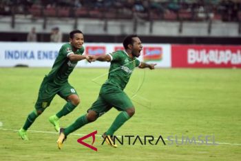 Pelatih: Saya tidak senang permainan Persebaya