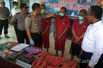 Tiga pengedar psikotropika di Cilacap dibekuk (VIDEO)