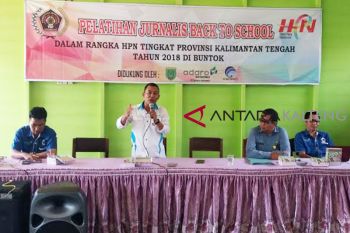 Perkenalkan dunia Pers, PWI Barsel gelar pelatihan jurnalistik siswa
