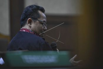 Auditor utama BPK divonis tujuh tahun penjara