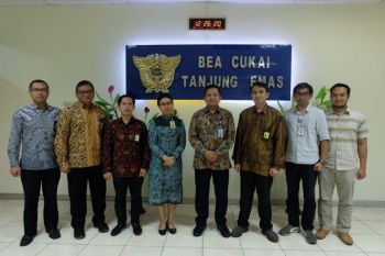 Bea Cukai dan Kantor Pajak gali potensi penerimaan negara