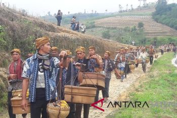 Tradisi "Rejeban Plabengan" daya tarik wisata Gunung Sumbing