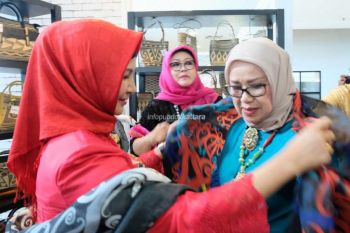Pengrajin Diminta Tingkatkan Kualitas dan Motif Kedaerahan