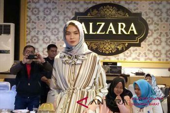 Allea Itang Yunasz hadir di Alzara Makassar