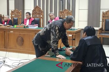 Suap Wali Kota, Mantan Ketua Nasdem Brebes divonis 7 tahun