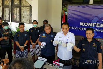 Undip tidak beri bantuan hukum mahasiswa pemesan ekstasi