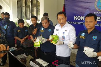 Kurir 1,2 kg sabu-sabu diringkus di Stasiun Tawang
