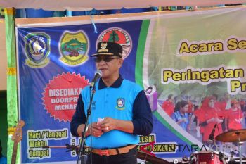Bupati Lingga berhentikan empat kepala desa