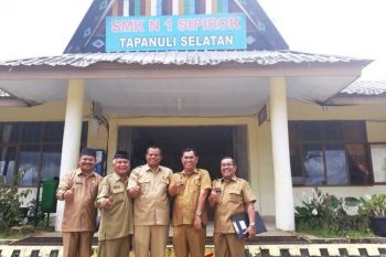 Di Baubau, banjir rendam puluhan rumah