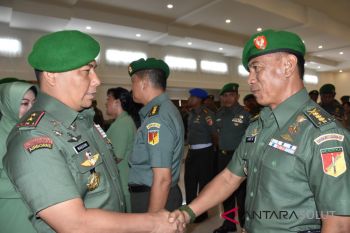 202 prajurit Kodam XIII Merdeka naik pangkat