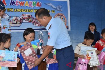 Lanudsri  gelar lomba mewarnai tanamkan cinta kedirgantaraan