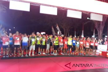 Wakapolda Sulteng lepas peserta Marathon 42 kilometer