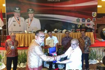 Supit bawa Sitaro terbaik ketiga  pembangunan tingkat kabupaten