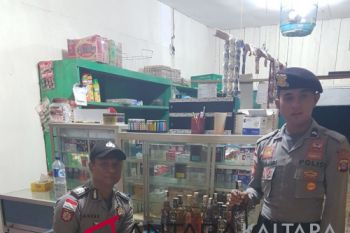 Polisi Nunukan tutup tujuh thm di Sebuku