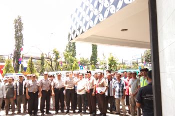 Sopir angkudes tuntut pembubaran terminal bayangan