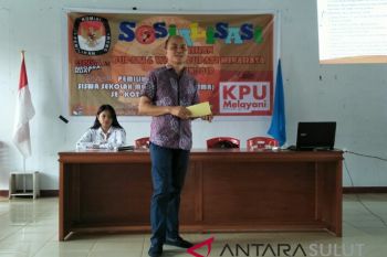 KPU Minahasa sosialisasikan Pilkada pada siswa SMA se-Tondano
