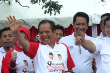 Gerindra Sulteng sita spanduk: 'Prabowo Yes, Gatot No'