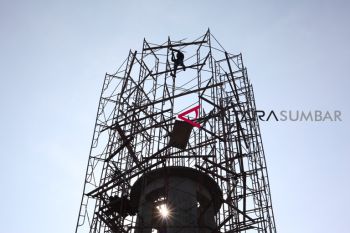 PEMBANGUNAN MASJID PANTAI PADANG