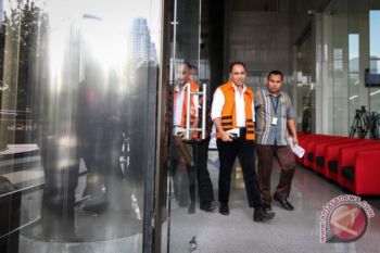 KPK perpanjang penahanan Bupati nonaktif Ngada Marianus Sae