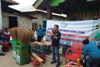 Penggunaan botol plastik dilarang untuk budidaya rumput laut