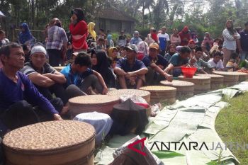 1.000 tenong ramaikan tradisi nyadran Kembangsari