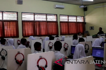 Hendi tegaskan kendala UNBK tak rugikan siswa