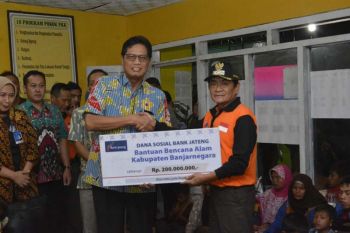 Bank Jateng bantu korban Banjarnegara Rp200 juta