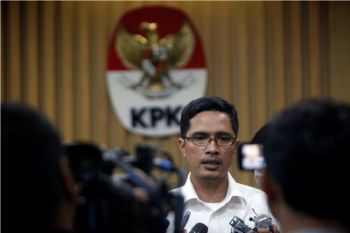 KPK dalami pertemuan Dirut PLN dengan tersangka korupsi