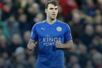 Cedera, gelandang Leicester James menepi hingga akhir musim