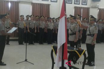 Harri Goldenhart resmi Kabid Humas Polda Sultra