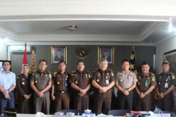 Kajati Sulut lakukan kunjungan ke Polda Sulut
