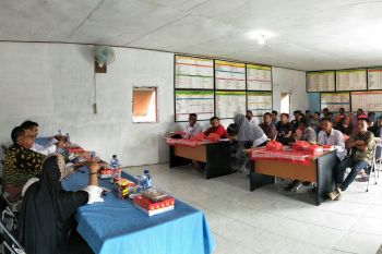 Hasil melaut berkurang, panen pisang pun gagal