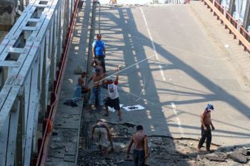 Pembongkaran Jembatan Widang