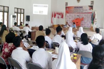 Puluhan pemilih pemula di Lamandau ikuti simulasi pemungutan suara