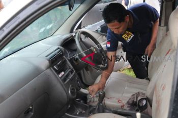 POLISI GAGALKAN PERAMPOKAN BANK